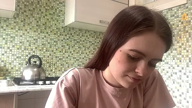 KikiAmino online show from May 2026 10:47:01 AM