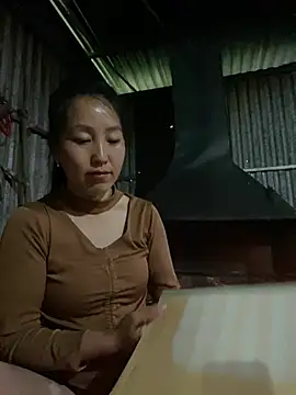 Huonglyna online show from May 2026 02:27:02 AM