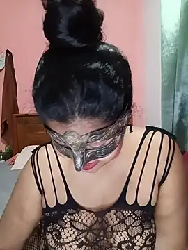 Maskedcurves online show from June 2026 08:24:02 AM