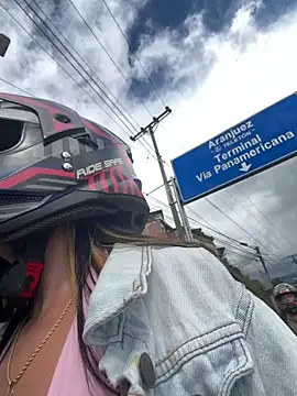 RebecaXoXo  online show from April 2026 07:58:02 PM