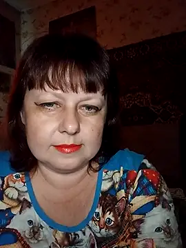 Snapshot of AuroKaria chatting on May 2026 12:43:01 PM AuroKaria online show from May 2026 12:43:01 PM