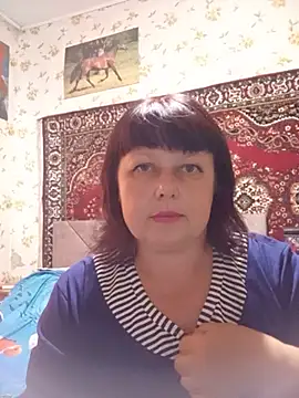 Snapshot of AuroKaria chatting on June 2026 10:09:01 AM AuroKaria online show from June 2026 10:09:01 AM