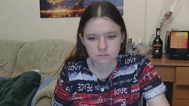 JessicaHolland1 online show from May 2026 07:20:01 PM