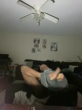 SilkTeviley online show from April 2026 07:05:01 AM