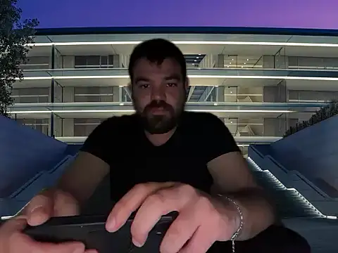 armandomoir online show from April 2026 10:57:02 AM