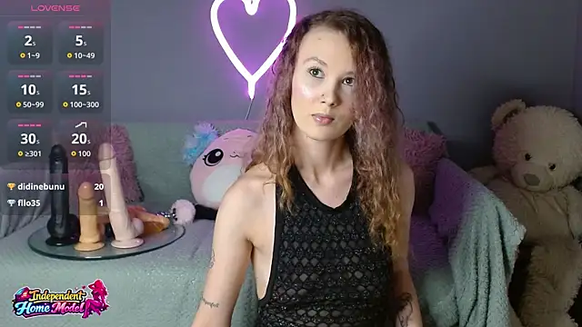 Snapshot of Bea_doll chatting on June 2026 02:48:01 AM Bea doll online show from June 2026 02:48:01 AM
