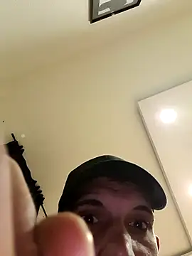 Nickiundjony online show from April 2026 05:41:01 AM