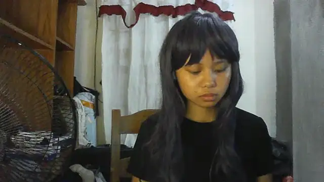Snapshot of BethelScholnick chatting on April 2026 12:43:01 PM BethelScholnick online show from April 2026 12:43:01 PM