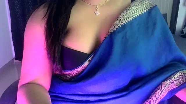 Snapshot of Rani_015 chatting on April 2026 06:10:01 PM Rani 015 online show from April 2026 06:10:01 PM