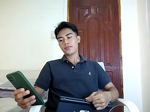 valerio fernan online show from May 2026 01:02:02 AM