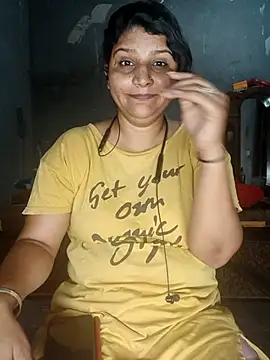 Riyashrma001 online show from April 2026 02:38:02 AM