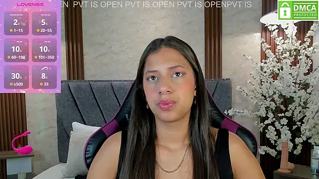 Snapshot of Atiena_ chatting on April 2026 06:54:02 PM Atiena online show from April 2026 06:54:02 PM