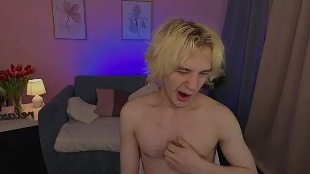 JameMilann online show from May 2026 06:07:02 AM
