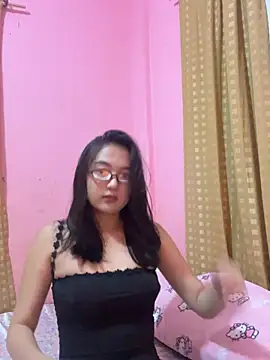 onlykays  online show from April 2026 01:09:02 PM