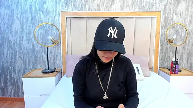 Snapshot of NaomiBDSM chatting on April 2026 02:56:01 AM NaomiBDSM online show from April 2026 02:56:01 AM