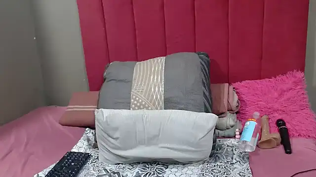 PinkyxGodess online show from April 2026 10:41:01 PM