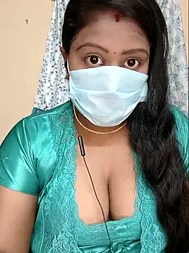 Romantic Woman online show from April 2026 01:50:01 PM