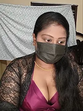 Romantic Woman online show from May 2026 04:13:02 PM