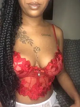 Snapshot of Fannyangelx chatting on April 2026 03:27:02 AM Fannyangelx online show from April 2026 03:27:02 AM