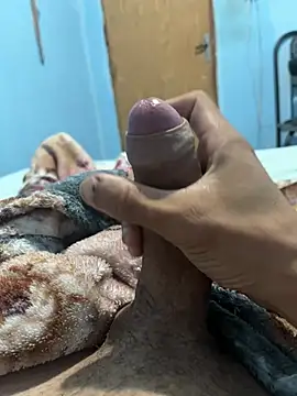 michaelniq online show from April 2026 02:21:02 AM