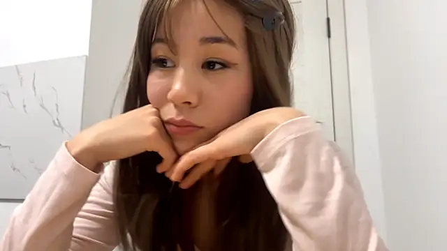 fengxicolombia online show from April 2026 05:10:01 PM