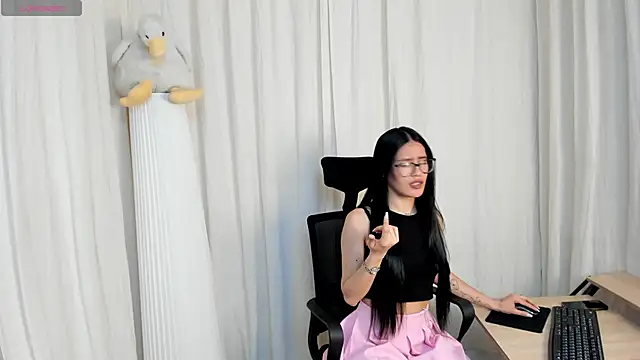 Astley wolf online show from April 2026 12:49:01 PM