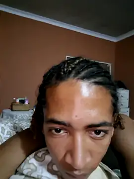 Snapshot of pr33tyliana chatting on April 2026 12:48:01 AM pr33tyliana online show from April 2026 12:48:01 AM