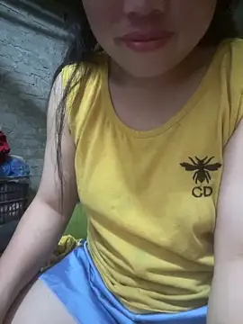 Snapshot of __Amanda__ chatting on April 2026 01:15:02 PM Amanda online show from April 2026 01:15:02 PM