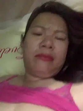   Evelyn   online show from April 2026 11:02:02 PM