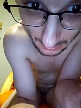 UpbeatXiphias online show from May 2026 09:56:02 PM