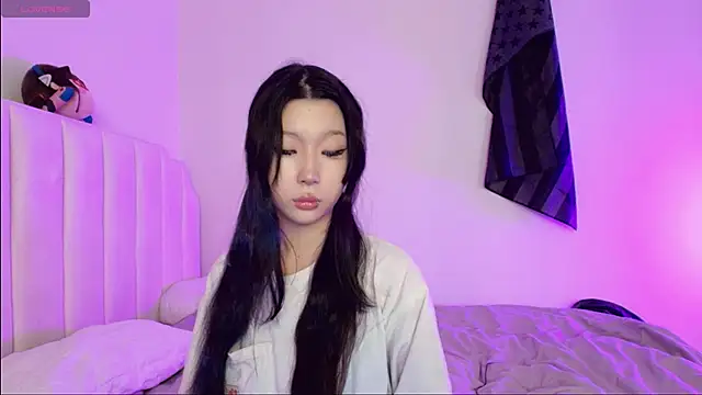 Snapshot of ayasinji chatting on April 2026 07:28:01 AM ayasinji online show from April 2026 07:28:01 AM