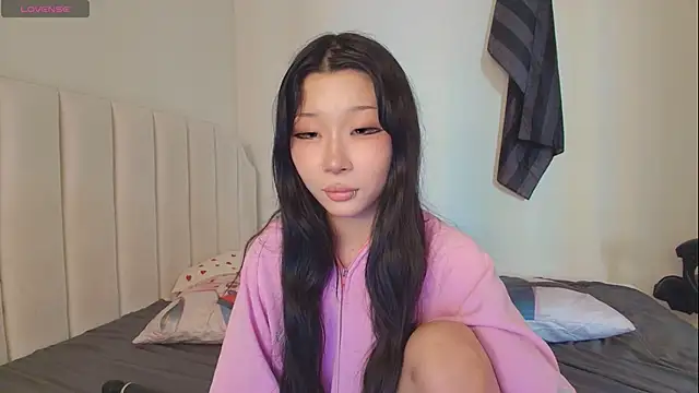 Snapshot of ayasinji chatting on May 2026 03:26:02 AM ayasinji online show from May 2026 03:26:02 AM