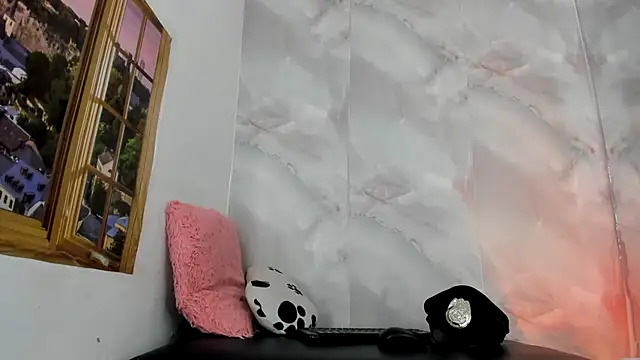 EllyBloom online show from June 2026 01:35:01 PM