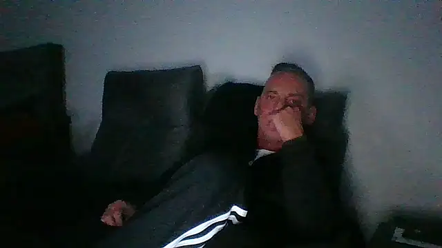 Snapshot of CanCumALot chatting on April 2026 03:06:01 AM CanCumALot online show from April 2026 03:06:01 AM