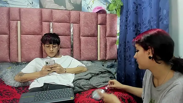 Snapshot of keily_and_carty chatting on May 2026 03:05:01 PM keily and carty online show from May 2026 03:05:01 PM