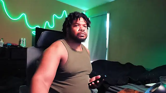 Snapshot of rogue42911 chatting on May 2026 02:22:02 PM rogue42911 online show from May 2026 02:22:02 PM