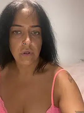 Snapshot of Katty_V chatting on June 2026 07:04:02 PM Katty V online show from June 2026 07:04:02 PM