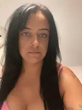 Snapshot of Katty_V chatting on June 2026 09:29:01 PM Katty V online show from June 2026 09:29:01 PM