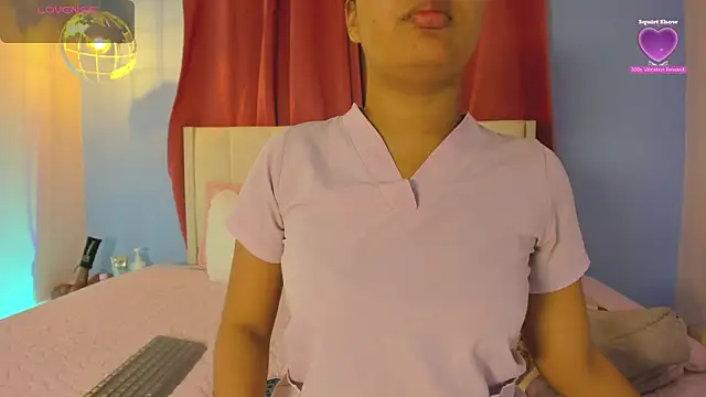 sweetkimmie  online show from May 2026 12:34:02 PM