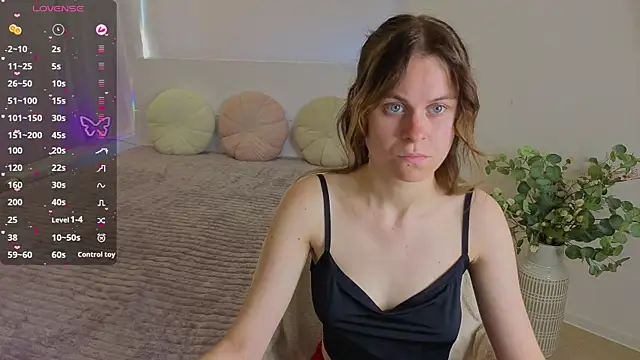 Snapshot of Nikkyy_reed chatting on June 2026 05:49:02 AM Nikkyy reed online show from June 2026 05:49:02 AM