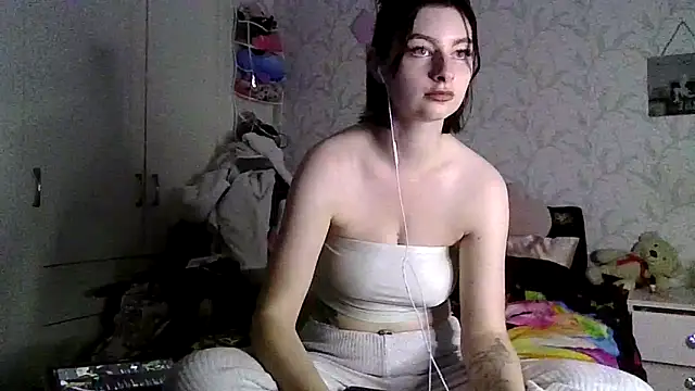 Chelssweetx online show from May 2026 08:24:02 PM