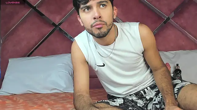 RodrigoColby2 online show from April 2026 02:37:02 AM