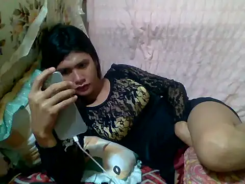 luna veille online show from May 2026 12:57:01 PM
