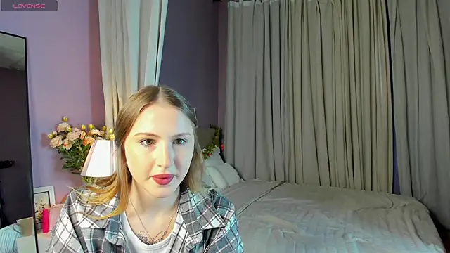 Snapshot of April_Jackson chatting on April 2026 01:16:02 AM April Jackson online show from April 2026 01:16:02 AM