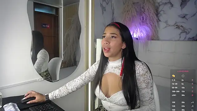 Snapshot of Taliasweet chatting on May 2026 07:42:02 PM Taliasweet online show from May 2026 07:42:02 PM
