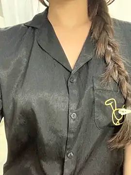 Snapshot of Mon2k-sayhi chatting on April 2026 03:06:01 PM Mon2k-sayhi online show from April 2026 03:06:01 PM