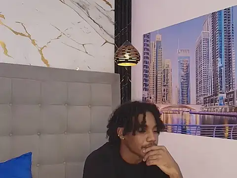 Snapshot of axel_silva4 chatting on June 2026 07:40:01 PM axel silva4 online show from June 2026 07:40:01 PM