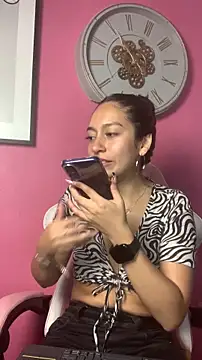 Snapshot of DulceLatinaxo chatting on July 2026 07:13:01 PM DulceLatinaxo online show from July 2026 07:13:01 PM