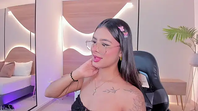 dulce glow  online show from April 2026 02:47:01 AM