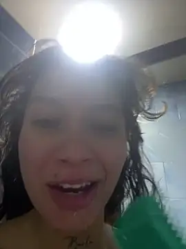 Snapshot of Dreanaa chatting on June 2026 09:24:01 PM Dreanaa online show from June 2026 09:24:01 PM